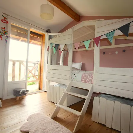 Maison 4 Et Grand Jardin Holiday home *