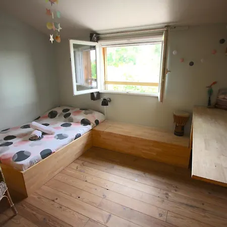 Holiday home Maison 4 Et Grand Jardin