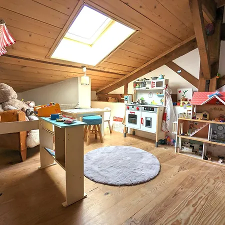Holiday home Maison 4 Et Grand Jardin *