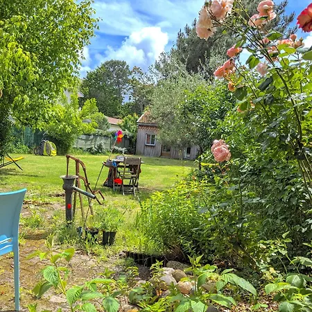 Maison 4 Et Grand Jardin Holiday home